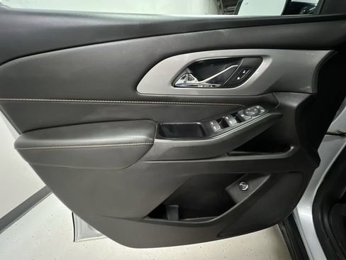 Used 2019 Chevrolet Traverse LT AWD/4WD image 22