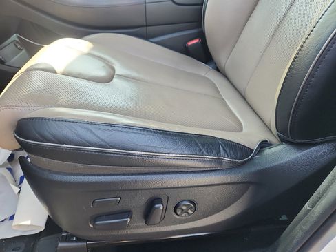 Used 2022 Hyundai Santa Fe Limited image 24