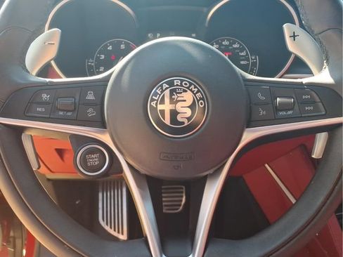 Used 2018 Alfa Romeo Stelvio Ti Sport AWD/4WD image 14