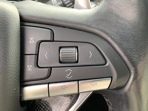 Used 2021 Cadillac XT6 Sport image 28