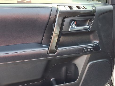 Used 2019 Toyota 4Runner Limited AWD/4WD image 13