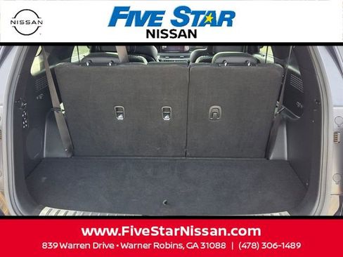 Used 2024 Hyundai Palisade Calligraphy image 12