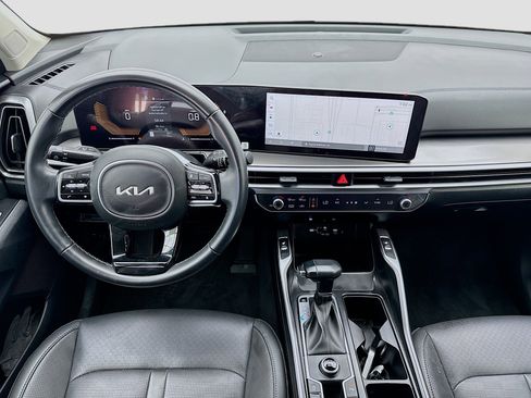 Used 2025 Kia Sorento S w/ Panoramic Sunroof Package FWD image 15