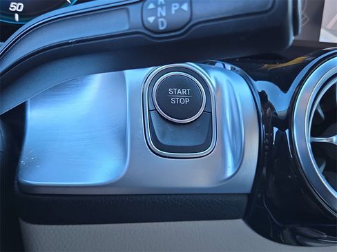 Certified 2023 Mercedes-Benz EQB 300 4MATIC image 28