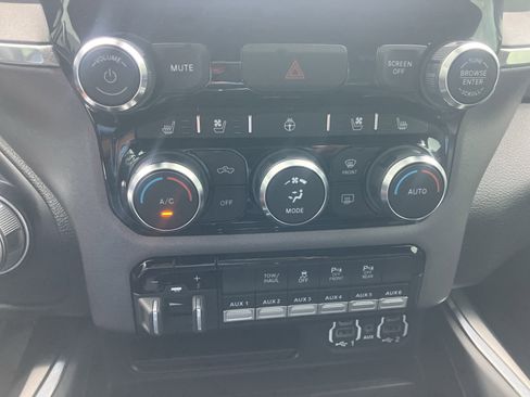 Used 2022 RAM 2500 Laramie AWD/4WD image 29