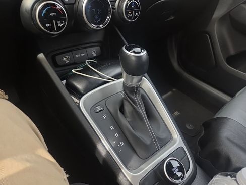 Used 2023 Hyundai Venue SEL w/ Cargo Package image 21