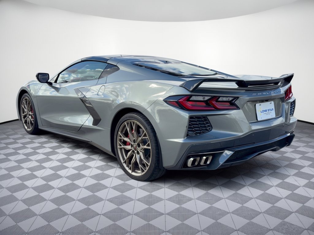 Used 2023 Chevrolet Corvette Stingray Premium Cpe w/ Z51 Performance Package RWD image 3