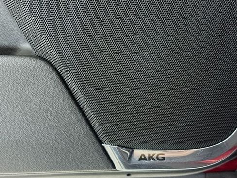 Used 2025 Cadillac Escalade Sport w/ LPO, Floor Liner Package AWD/4WD image 21