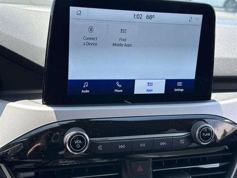 Used 2022 Ford Escape SEL w/ Technology Package AWD/4WD image 18
