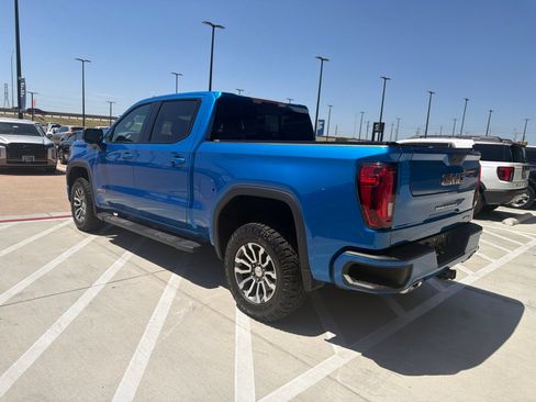 Used 2022 GMC Sierra 1500 AT4 w/ AT4 Preferred Package AWD/4WD image 7
