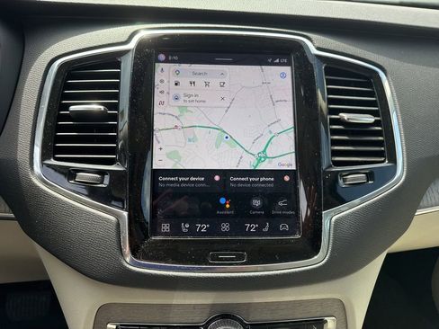 Used 2023 Volvo XC90 B6 Plus w/ Protection Package AWD/4WD image 10