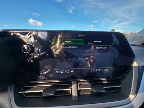 New 2026 Chevrolet Trax LS image 14