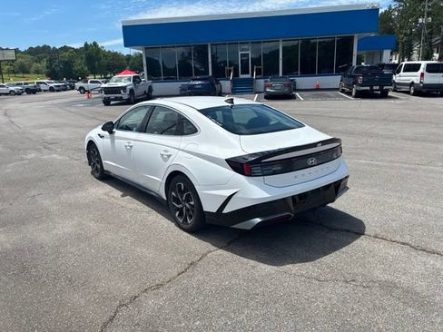 Used 2024 Hyundai Sonata SEL FWD image 18