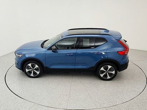 Used 2023 Volvo XC40 B5 Plus w/ Climate Package AWD/4WD image 37