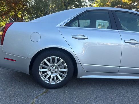 Used 2012 Cadillac CTS Luxury image 10