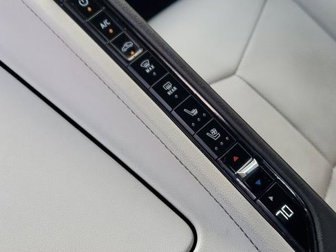 Used 2023 Chevrolet Corvette Stingray Preferred Conv w/ Z51 Performance Package image 32