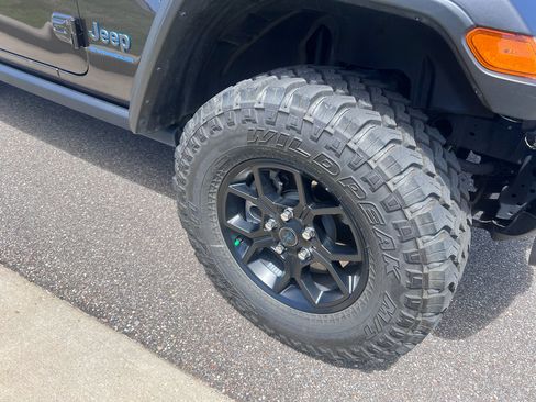 Certified 2025 Jeep Wrangler Unlimited Sport S 4xe AWD/4WD image 4