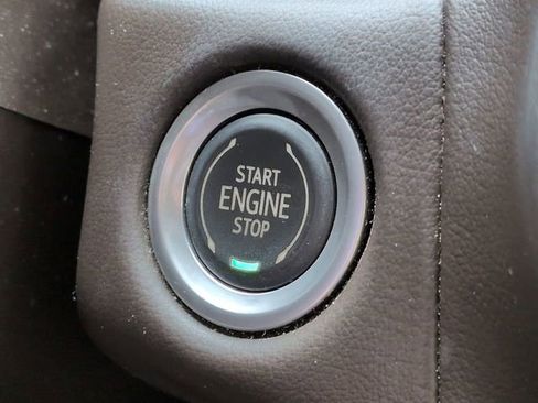 Used 2022 Chevrolet Tahoe LT w/ Luxury Package image 37