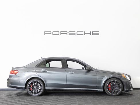 Used 2014 Mercedes-Benz E 63 AMG S-Model image 8