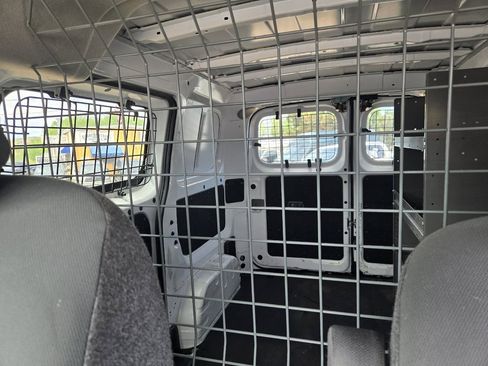 Used 2019 Nissan NV200 S FWD image 17
