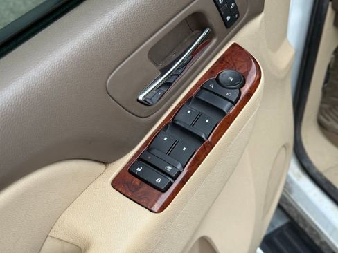 Used 2012 Chevrolet Silverado 2500 LTZ w/ LTZ Plus Package AWD/4WD image 12