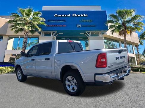 New 2026 RAM 1500 4x4 Crew Cab image 7