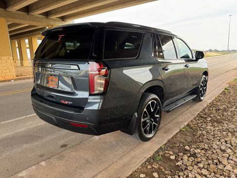 Used 2021 Chevrolet Tahoe RST image 3