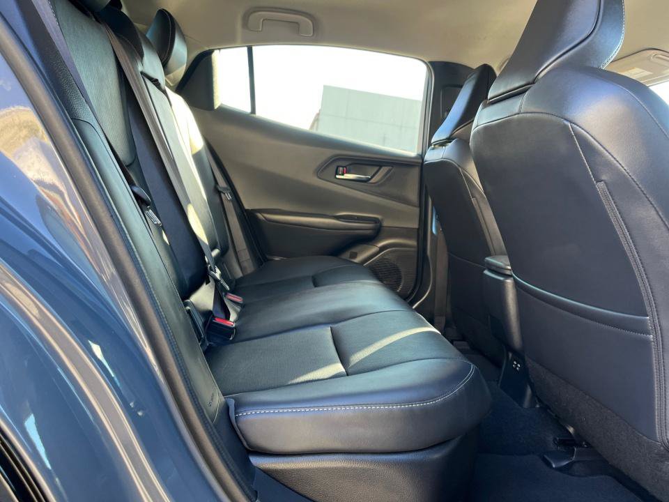Used 2025 Toyota Prius XLE FWD image 29