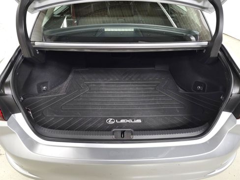 Used 2023 Lexus ES 350 w/ Accessory Package (Z2) FWD image 7