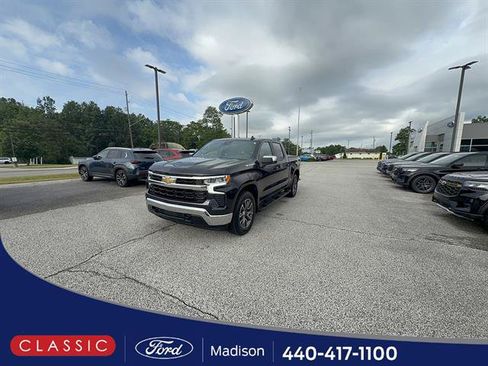 Used 2023 Chevrolet Silverado 1500 LT AWD/4WD image 1