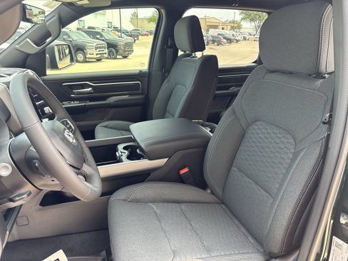 New 2026 RAM 1500 Big Horn AWD/4WD image 24