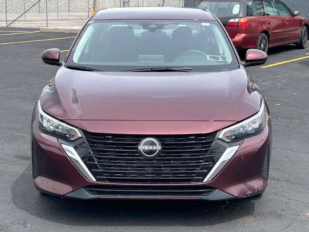 Used 2025 Nissan Sentra SV FWD image 8