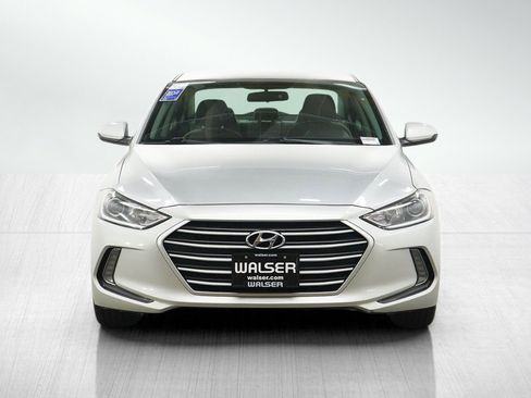 Used 2017 Hyundai Elantra SE w/ SE A/T Tech Package 03 FWD image 8