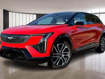 New 2025 Cadillac Optiq Sport 2