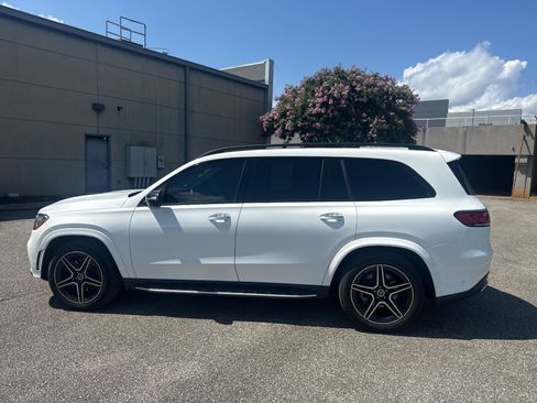 Used 2022 Mercedes-Benz GLS 450 4MATIC image 7
