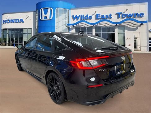 Certified 2025 Honda Civic Sport image 6