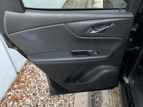 Used 2025 Chevrolet Blazer LT image 18