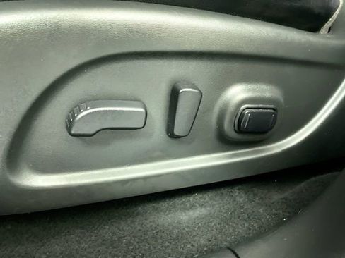 Used 2020 Nissan Pathfinder SL image 19