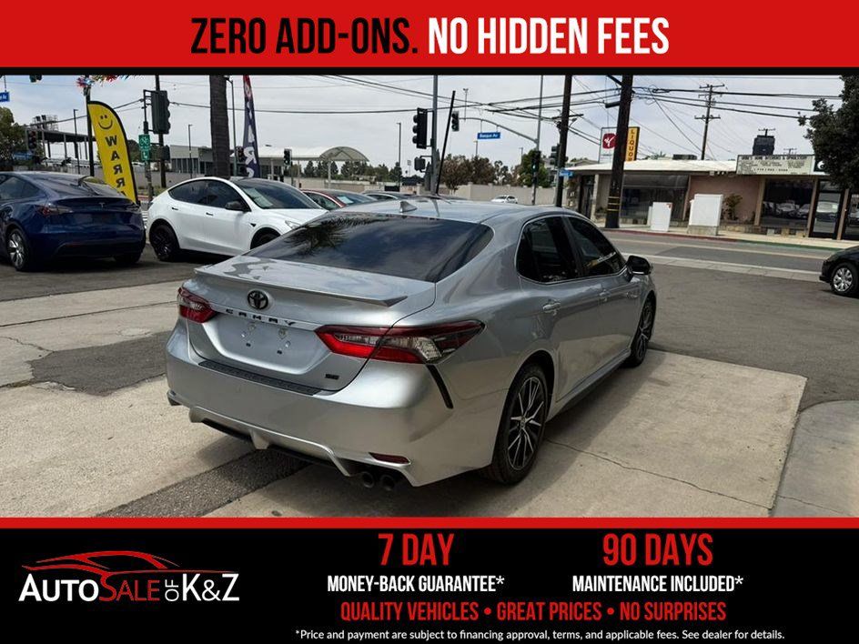 Used 2021 Toyota Camry SE FWD image 13