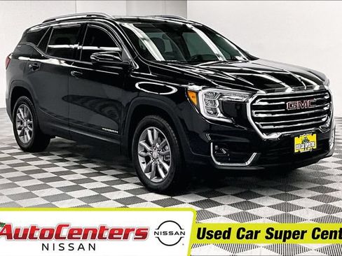 Used 2024 GMC Terrain SLT AWD/4WD image 1