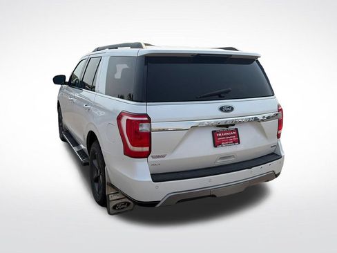 Used 2018 Ford Expedition XLT w/ Equipment Group 202A AWD/4WD image 6