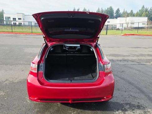 Used 2013 Lexus CT 200h image 17