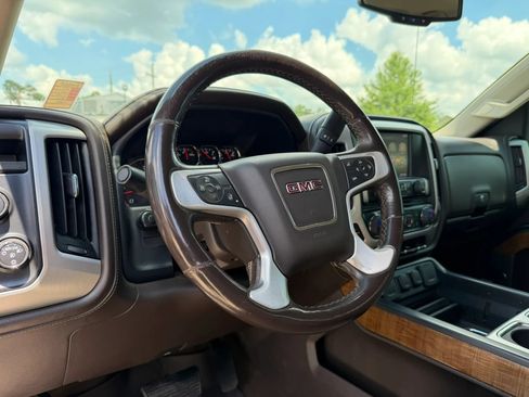 Used 2015 GMC Sierra 1500 SLT w/ SLT Crew Cab Value Package AWD/4WD image 11