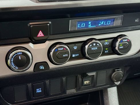 Certified 2023 Toyota Tacoma SR AWD/4WD image 18