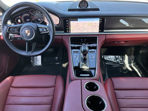Certified 2023 Porsche Panamera 4 Platinum Edition image 13