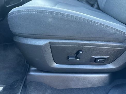 Used 2024 RAM 2500 Big Horn image 16