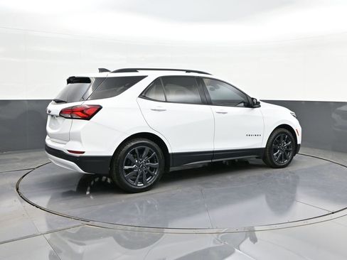 Used 2022 Chevrolet Equinox RS w/ RS Leather Package image 13