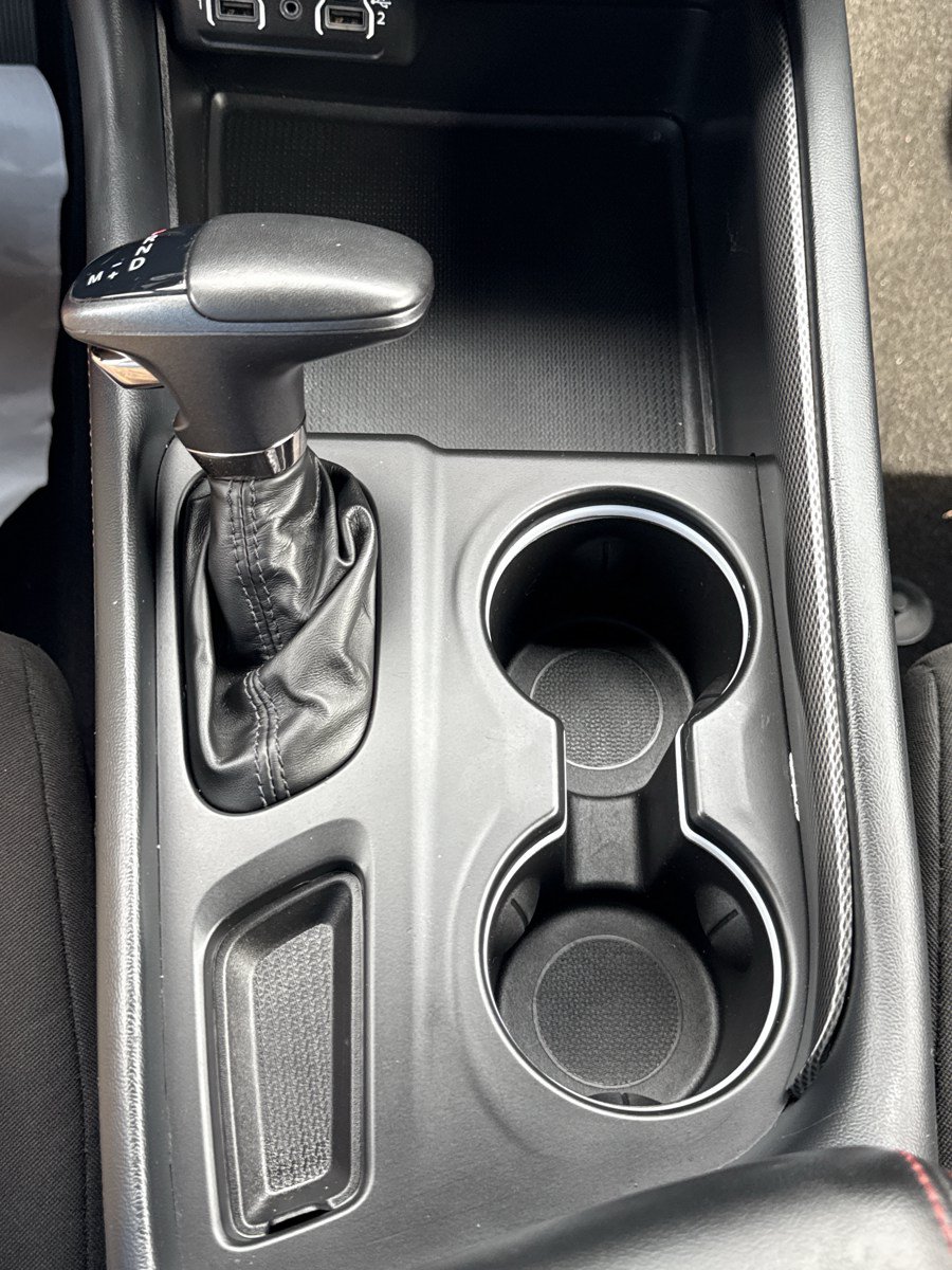 Used 2025 Dodge Durango GT RWD image 31