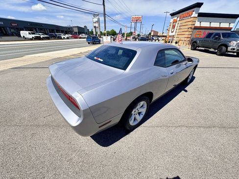 Used 2014 Dodge Challenger SXT RWD image 32