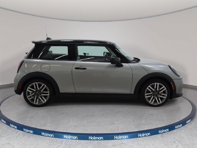 Used 2026 MINI Cooper S FWD image 5